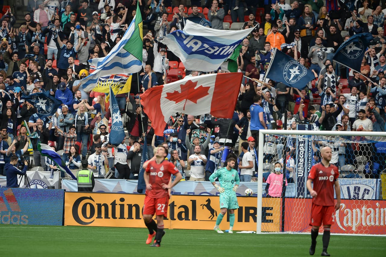 Fue un tanto de último minuto el que dio a los Whitecaps el triunfo.
<br>