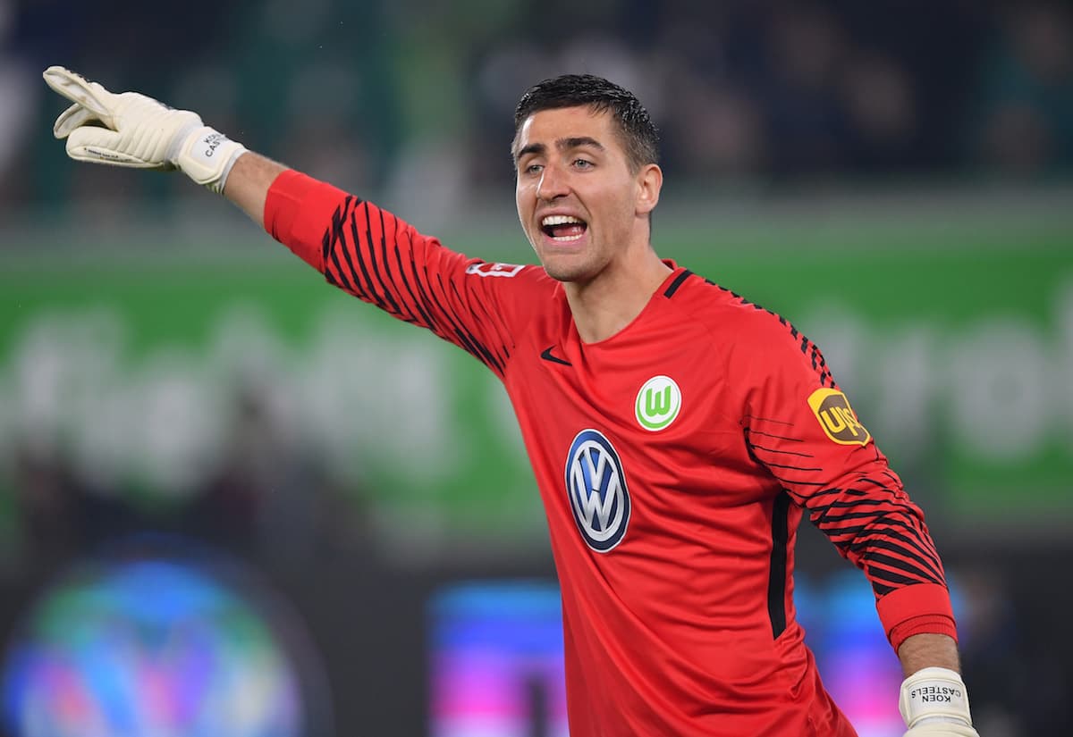 A su salida, los Gunners llevarían a al belga Koen Casteels quien actualmente defiende el arco del Wolfsburgo.