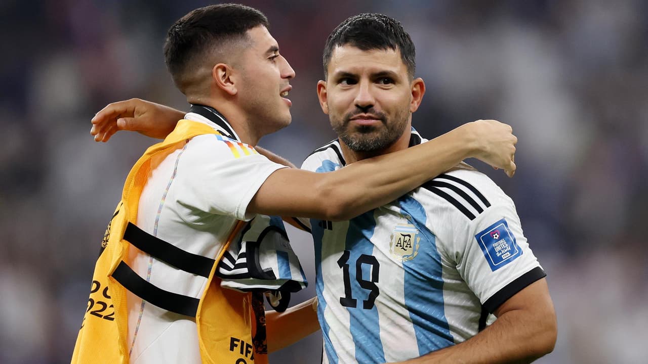 Agüero defiende a Argentina de Zlatan Ibrahimovic