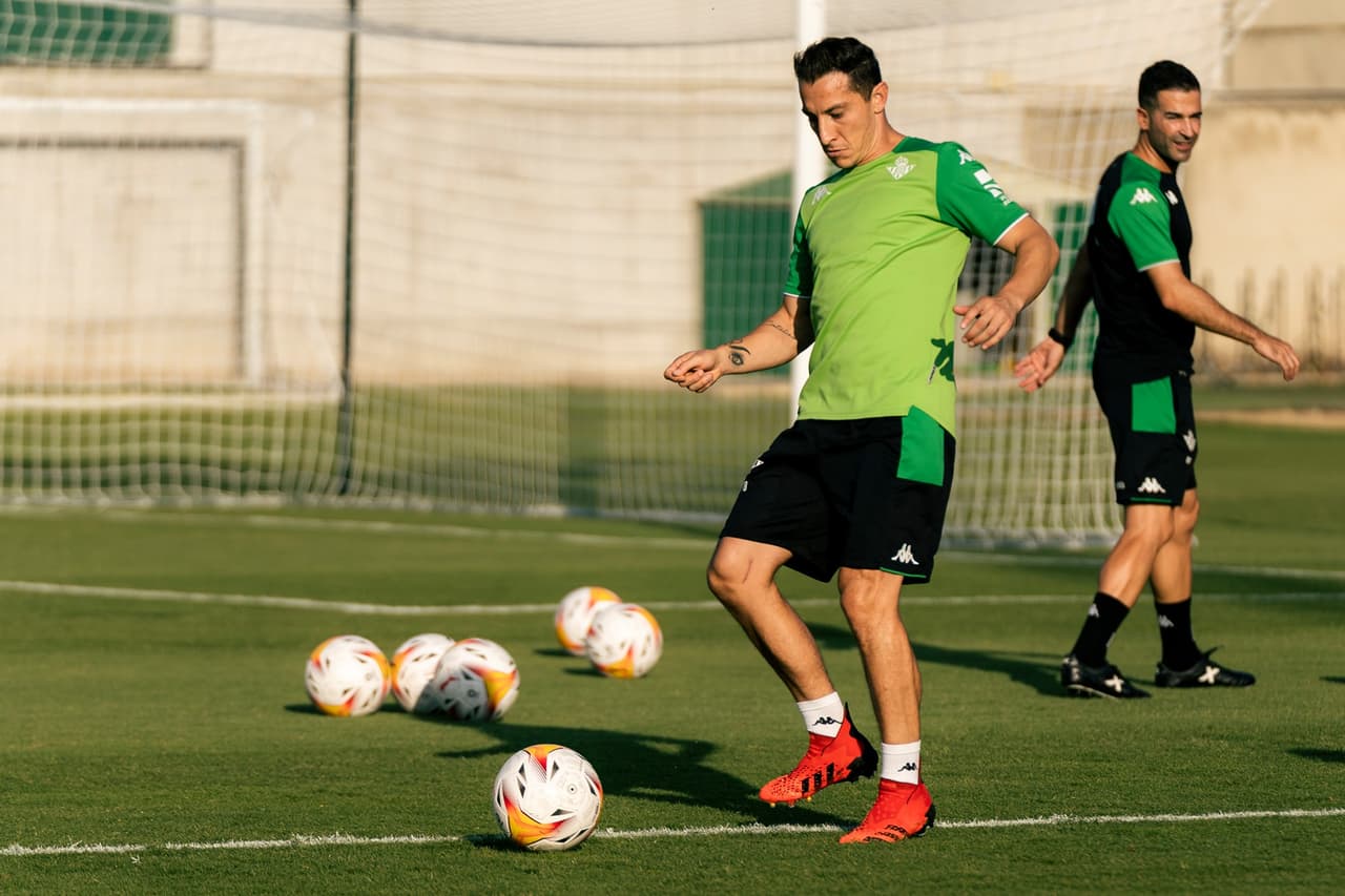 Guardado: “Posiblemente me retire del Betis contra Real Madrid”