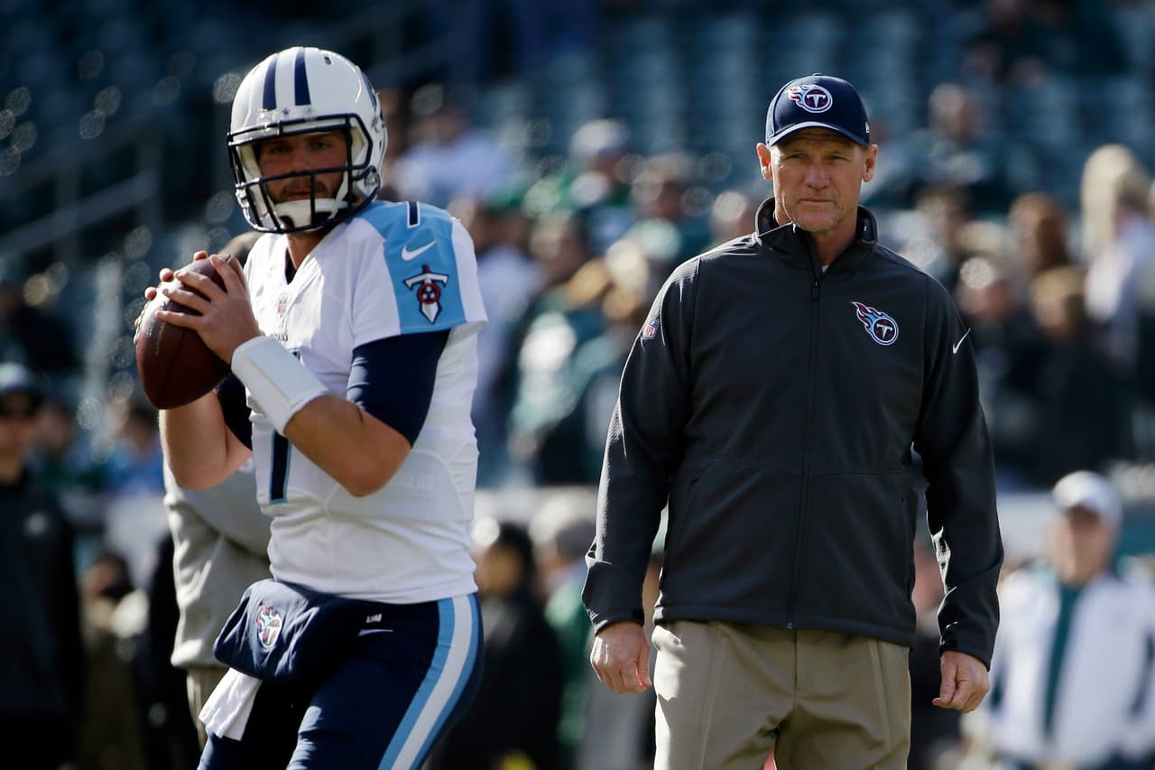 Mettenberger, atrás Whisenhunt.