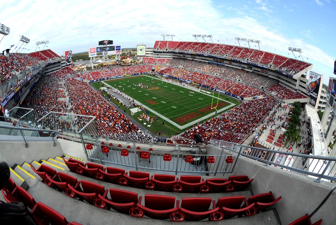 El hogar de los Bucaneros de Tampa Bay (James Brown Stadium) también se apunta para recibir el Mundial.