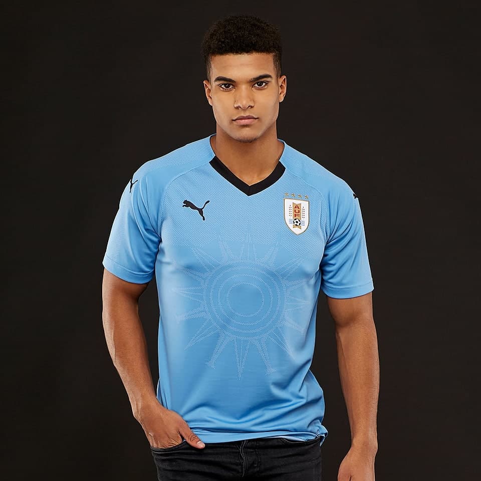 La Celeste no tiene un diseño muy trabajado, de hecho, todas las selecciones de Puma guardarán una similitud.