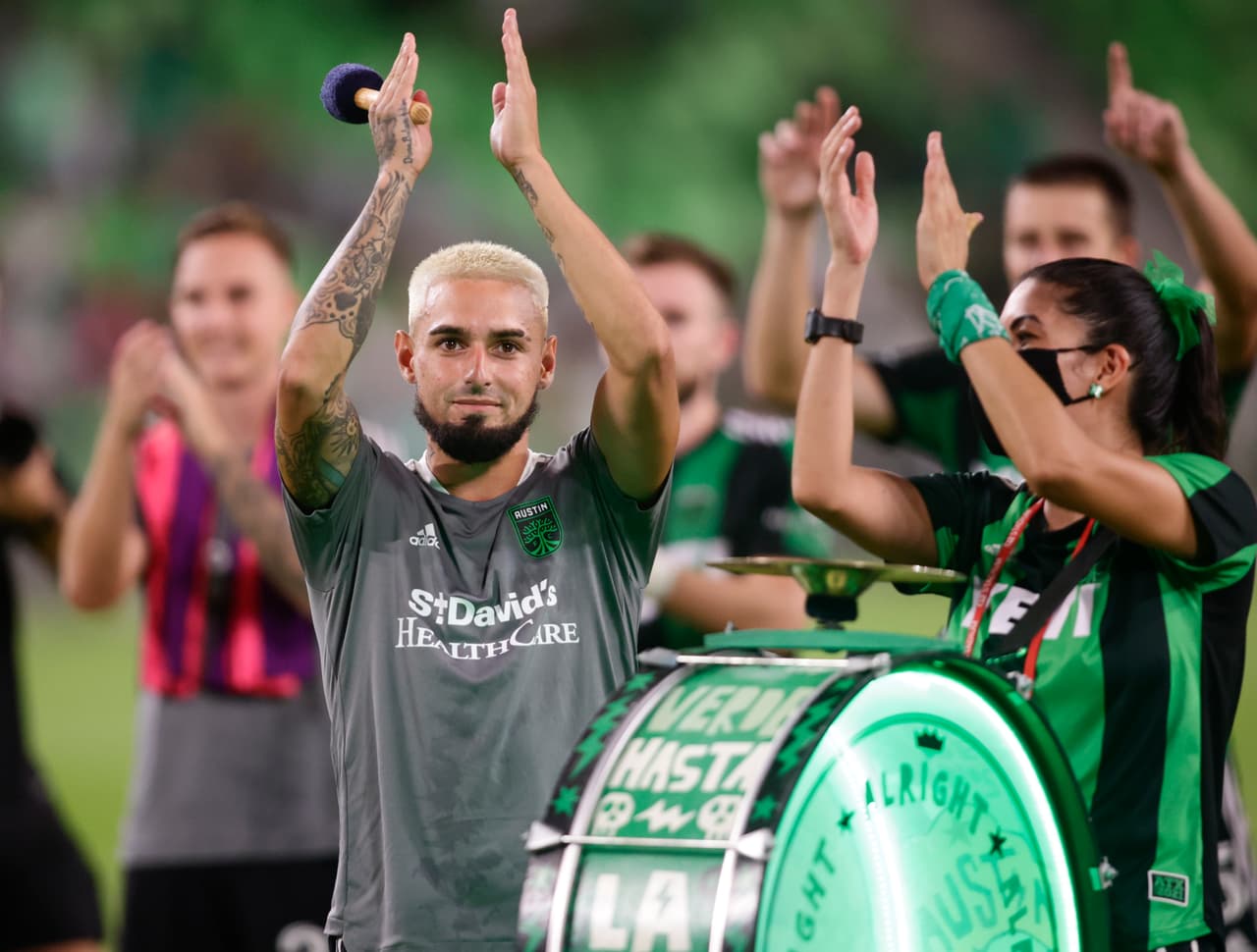 La comunión entre plantel y afición es total.
<br>