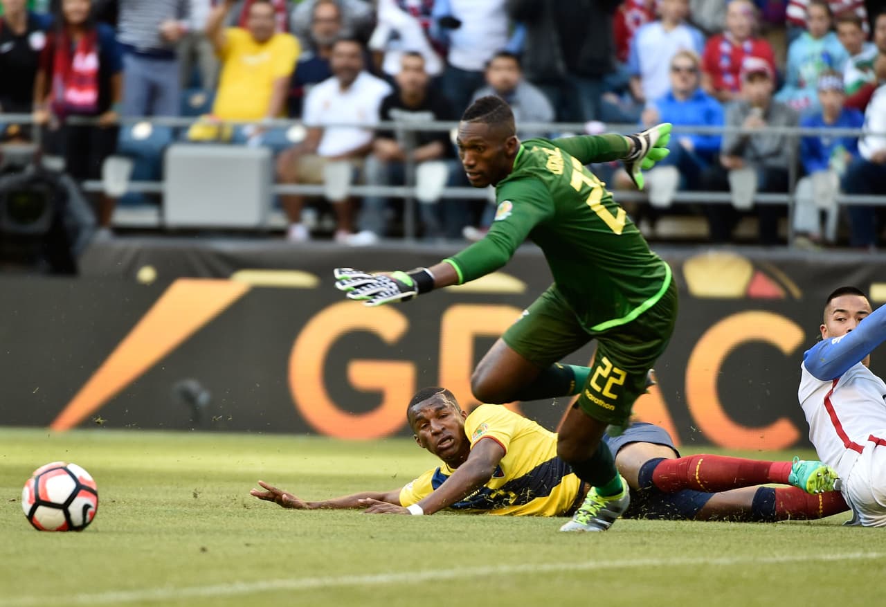 Confirma la Liga Deportiva que Alexander Domínguez será portero de Rayados