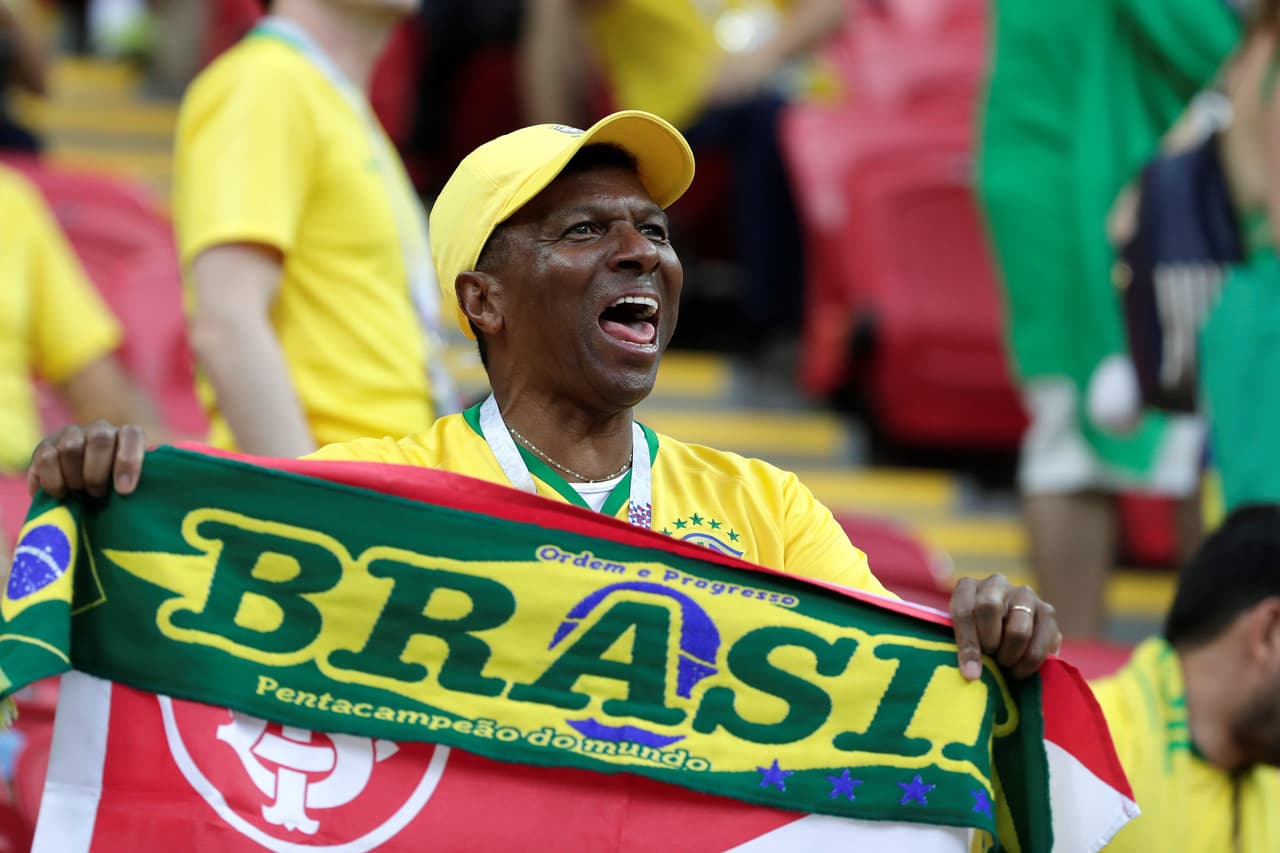 La alegría, el colorido y toda la fiesta de los fanáticos hacen parte del duelo de cuartos de final entre Brasil y Bélgica en Kazán, para conocer el segundo semifinalista del Mundial de Rusia 2018.