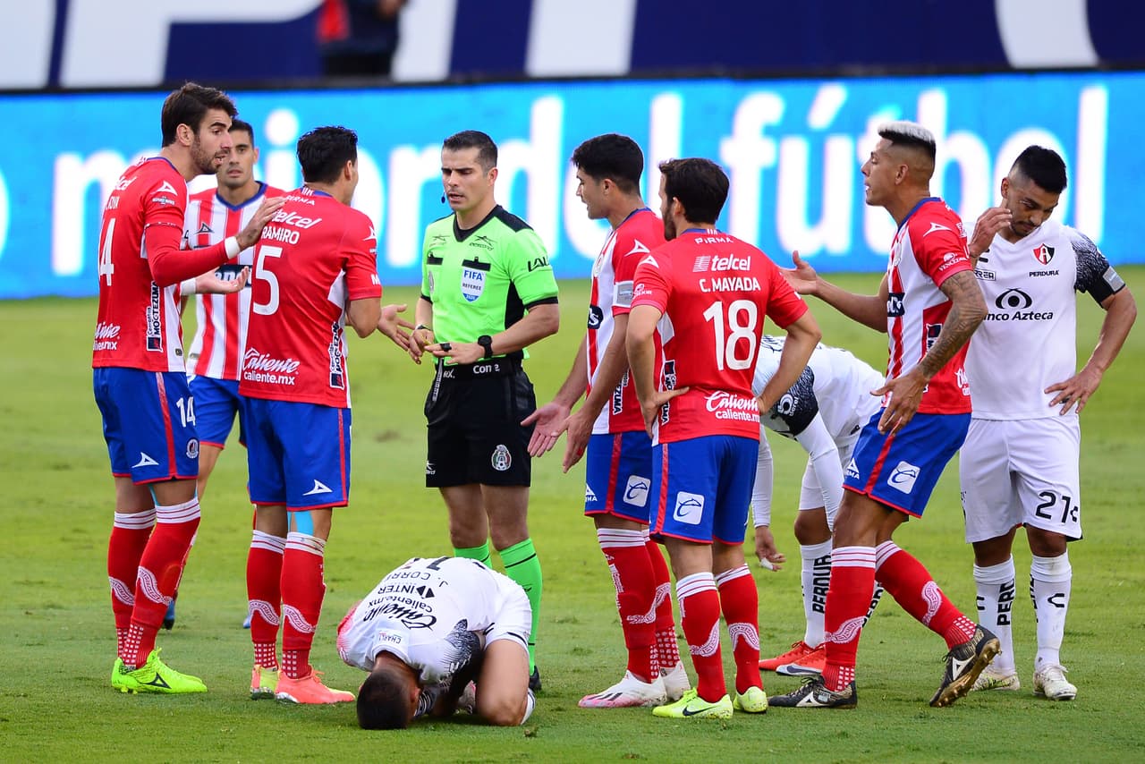 Javier Correa y Mauro Quiroga fueron los encargados de marcar en el entrenido empat que nos brindaron el Atlético San Luis y el Atlas.