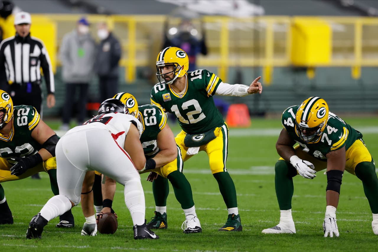 Aaron Rodgers conecta de maravilla con Robert Tonyan y vencen 16 -30 a los Atlanta Falcons.