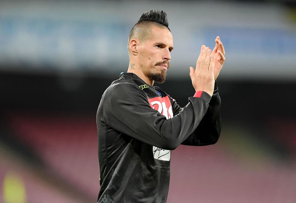 Marek Hamsik, jugador polivalente, ya sea con su club el Napoli o con la selección de Eslovaquia. Nos recuerda a Yondu, de Guardians of the Galaxy, quien dicho sea de paso, es un personaje adaptable.