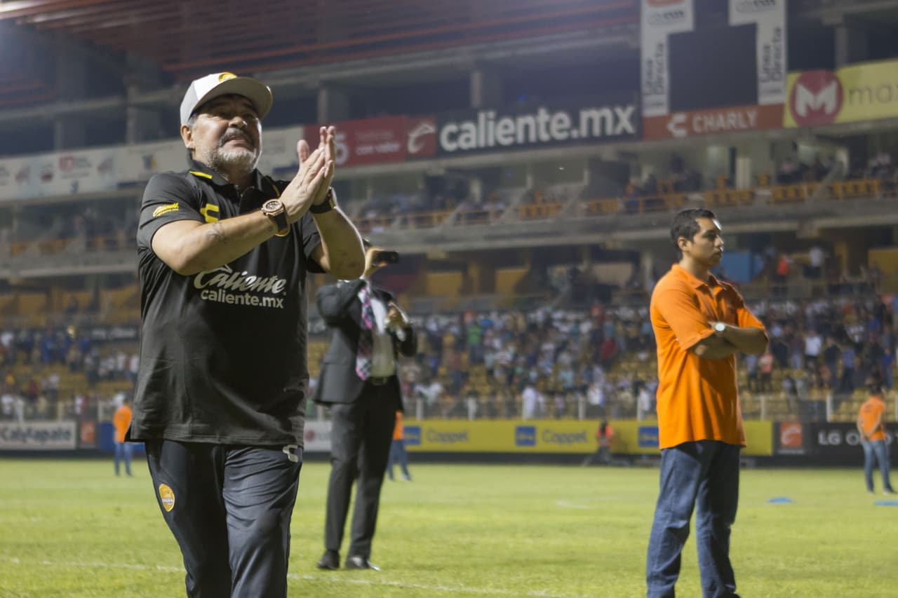<b>"El otro día me vi un partido de Israel, mirá lo que te digo", </b>añadió sobre su manía con la pelota.