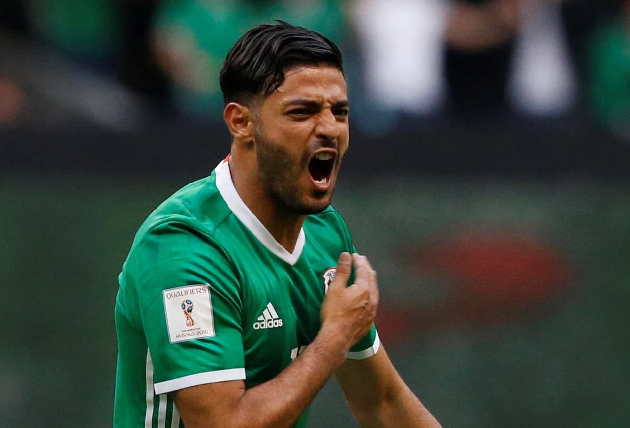 'El Bombardero' Vela es uno de los mayores talentos del fútbol mexicano. (Reuters)