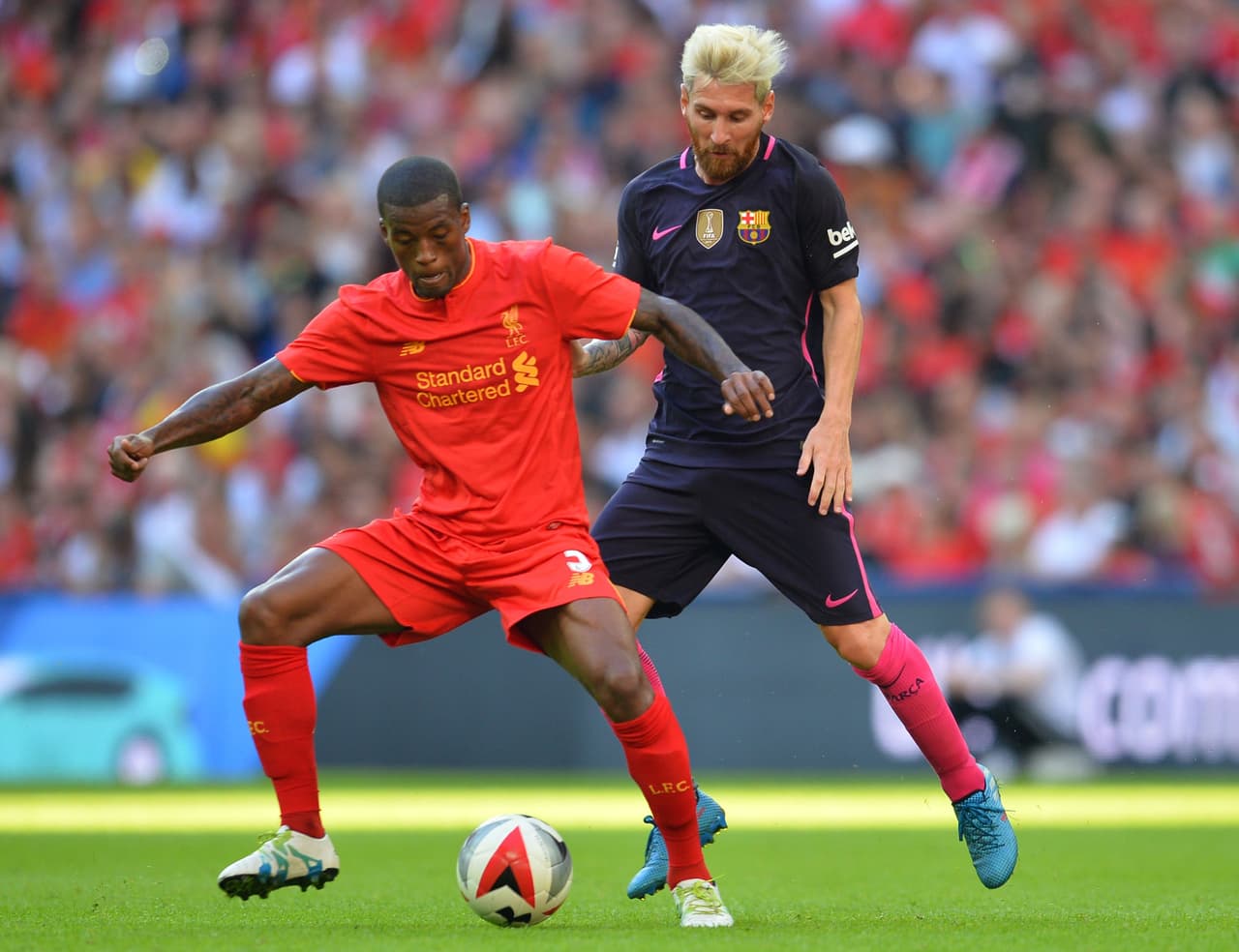 Wijnaldum ha firmado un precontrato con el Barcelona