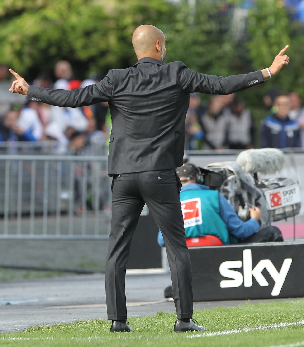 La mejor pose del rey de las discotecas.