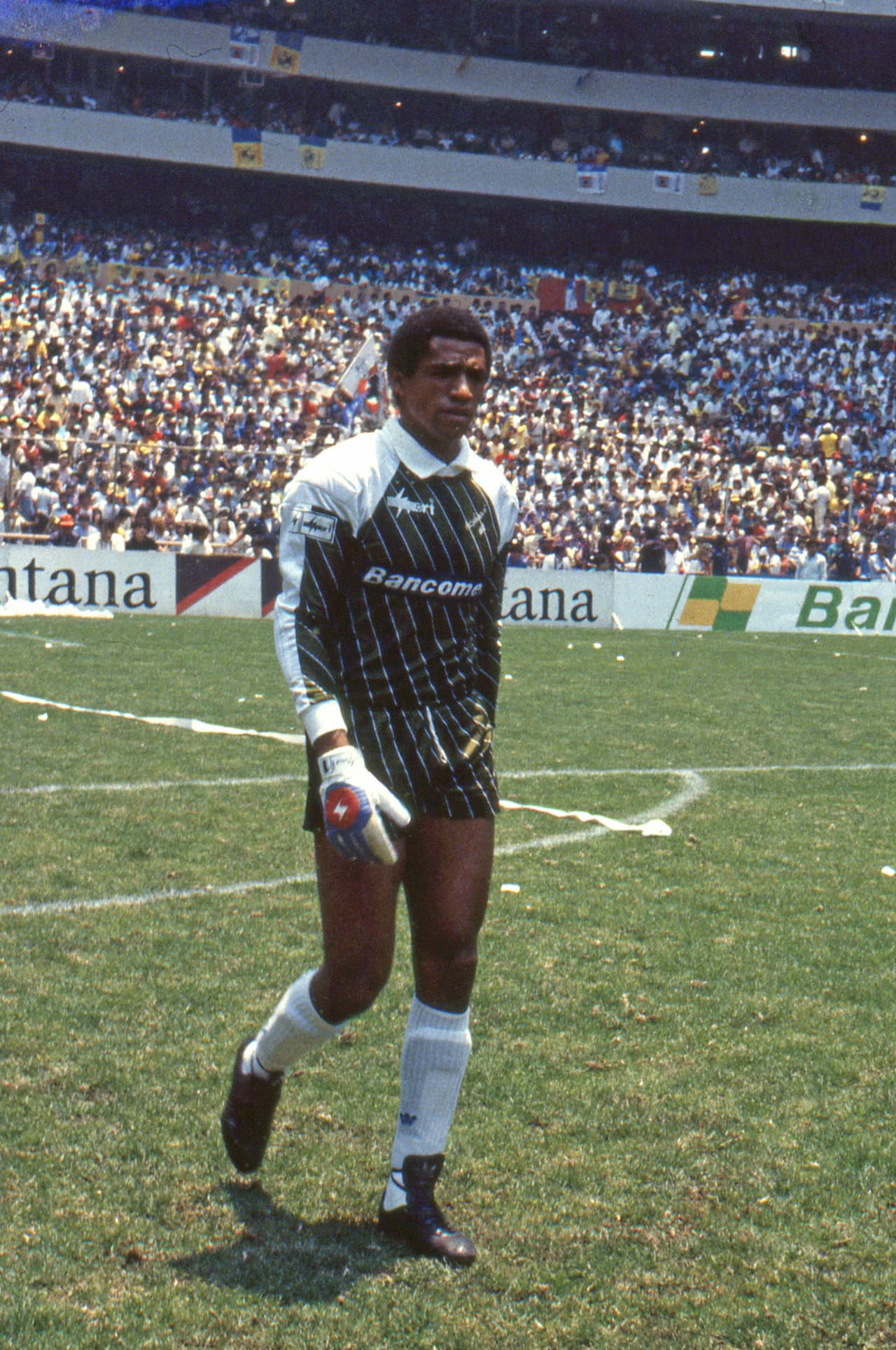 Adrián Chávez es el portero que más goles a recibido en Liguillas pues en 47 juegos permitió 56 anotaciones.