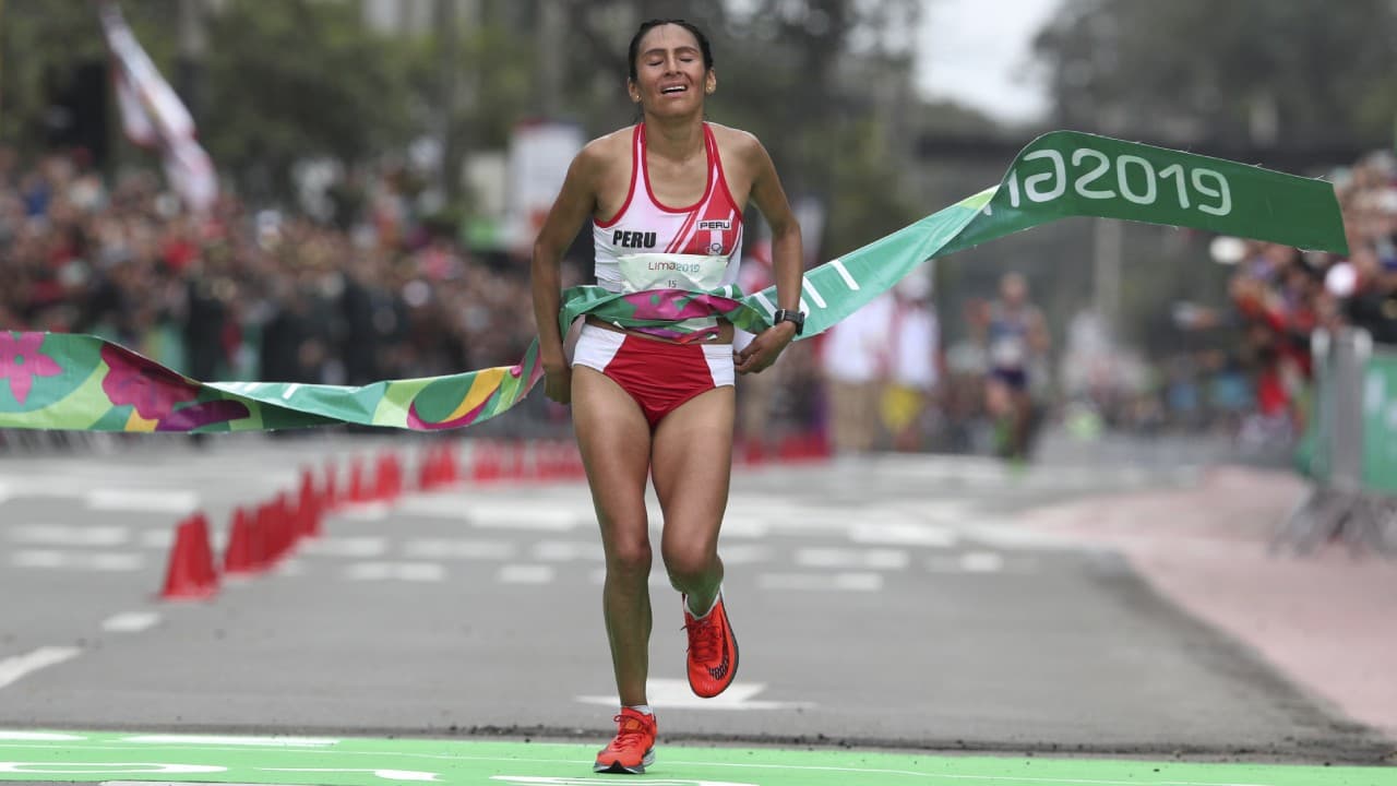 Gladys Tejeda ganó el Maratón de la Ciudad de México 2017.