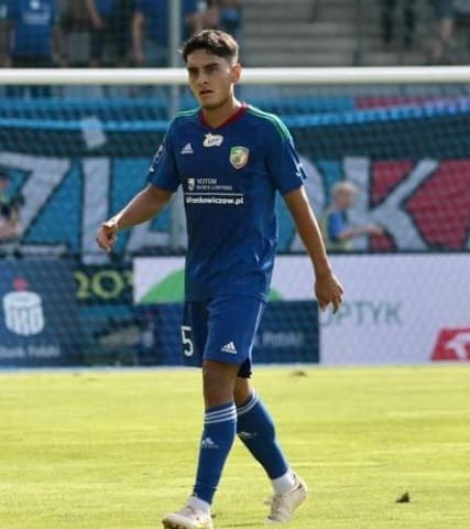 ¡Brutal! Santiago Naveda impone marca en Polonia con Miedz Legnica
