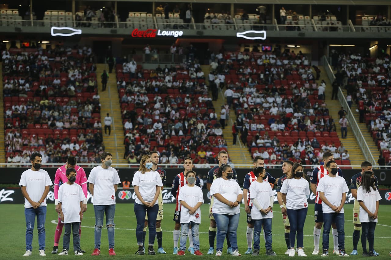 El Guadalajara y las Águilas brindaron un duelo poco espectacular en el Estadio Akron, aunque los locales tuvieron mejores oportunidades para marcar.