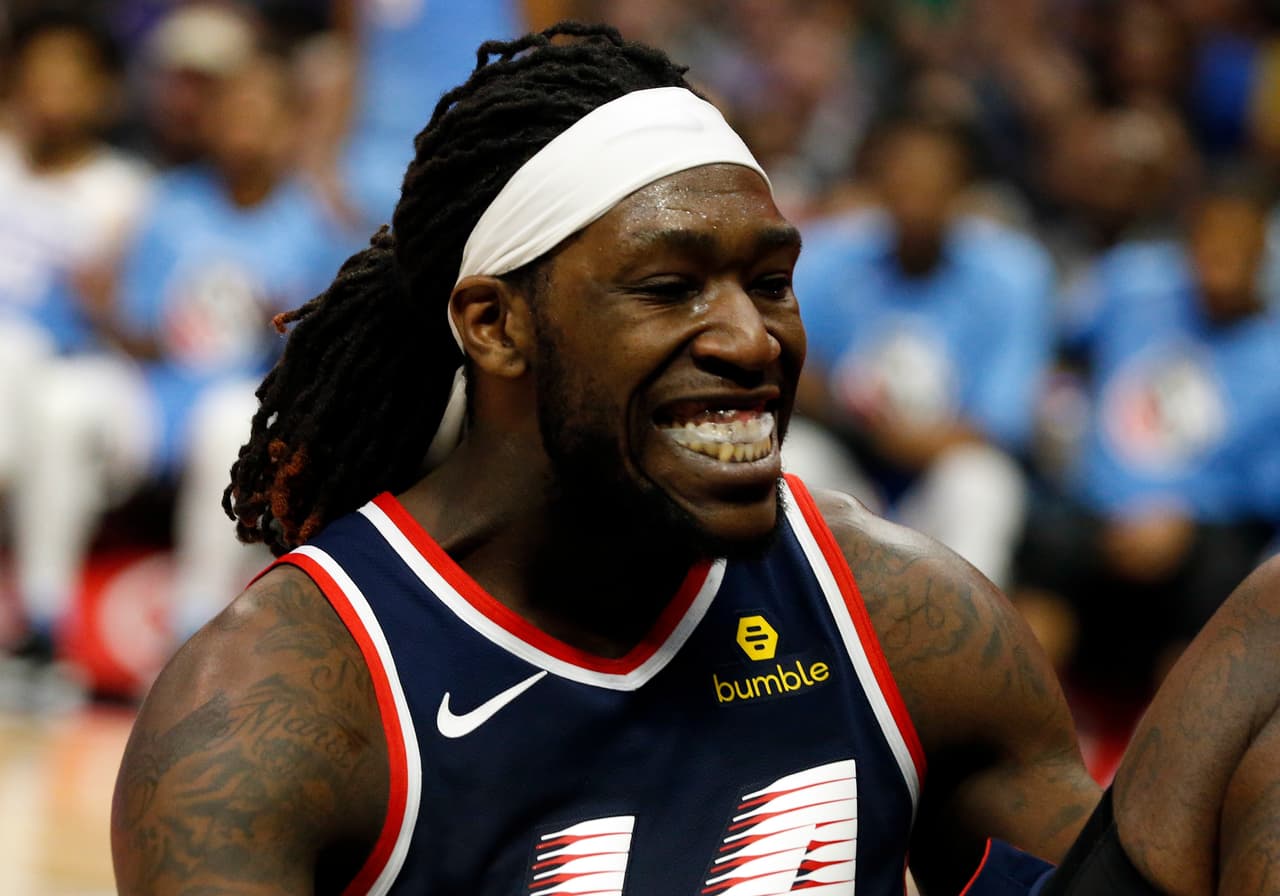 Kings 108-122 Clippers: Montrezl Harrell lideró al equipo californiano en este buen triunfo ante su gente en el Staples Center con 25 puntos, dos asistencias y siete rebotes. Lou Williams también brilló, en especial por sus 10 asistencias para los Clippers.