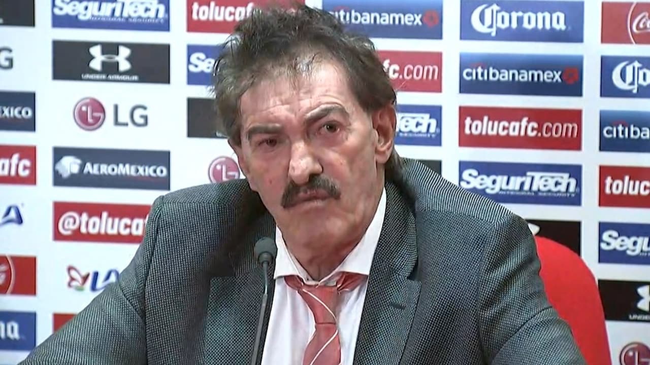 Videos: Me van a exigir el título': La Volpe