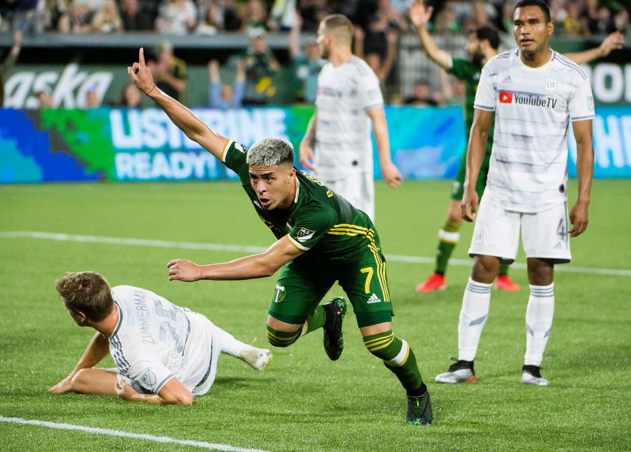 Brian Fernández a un gol de igualar récord de Carlos ‘Pescadito’ Ruiz en la MLS