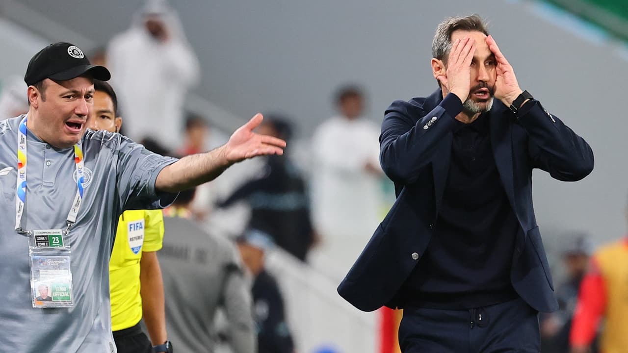 César Montes se queda sin DT tras humillación ante Sevilla