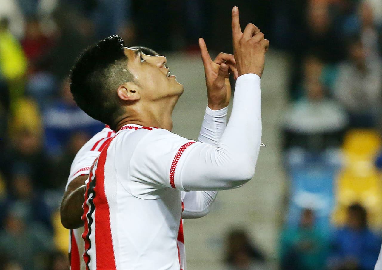 Alan Pulido es nuevamente opción para Chivas