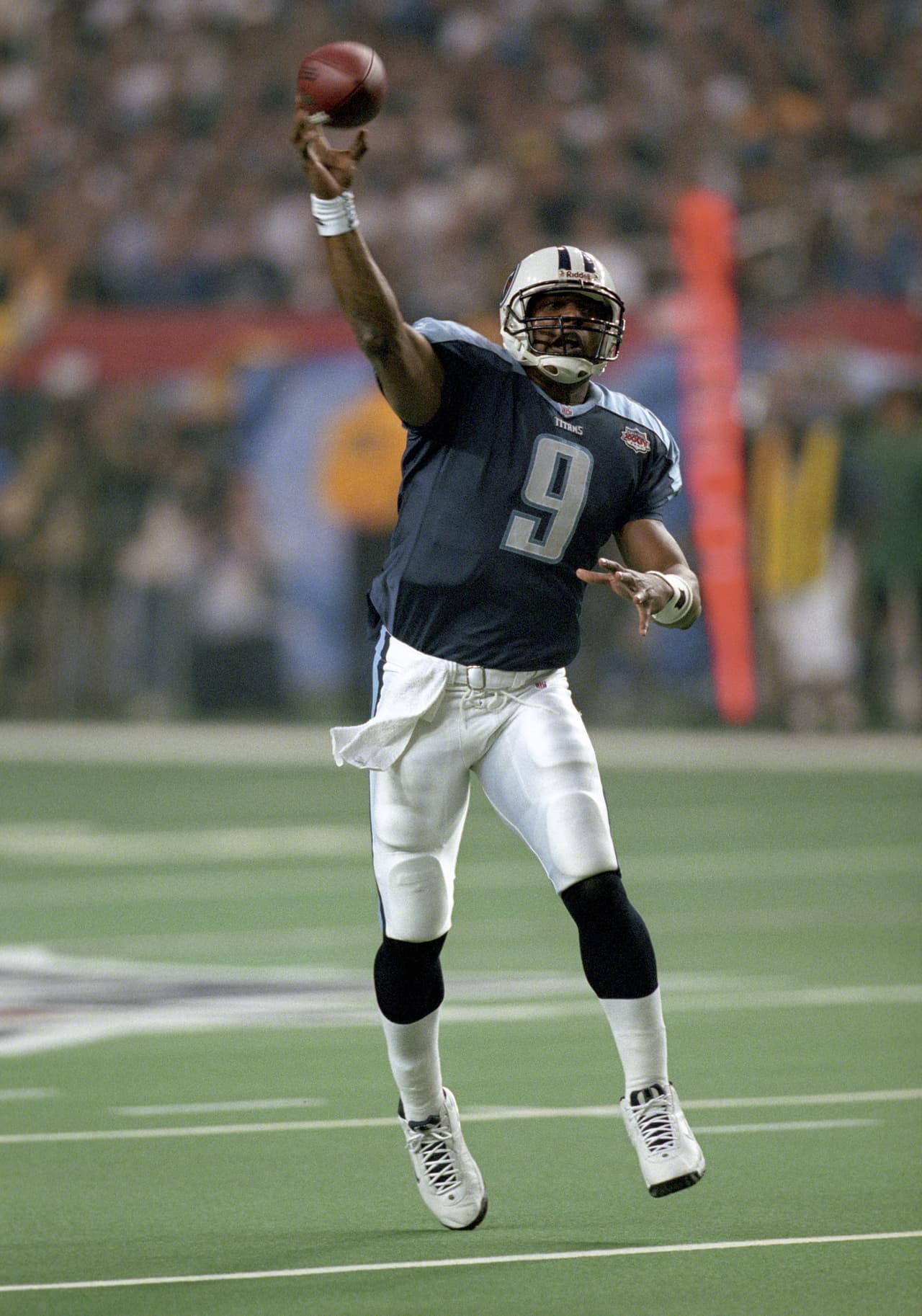 El Sur de la Conferencia Americana no tiene los mejores números en Super Bowl. Apenas 5 viajes, uno más que el Sur de la NFC. Los Tennessee Titans llegaron a un partido grande pero lo perdieron. Peor suerte han tenido los Jacksonville Jaguars y Houston Texans que nunca han jugado un Super Bowl.