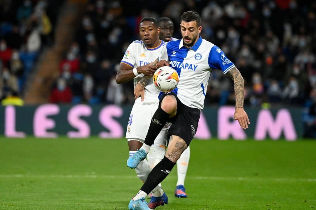 Real Madrid se quita el sabor amargo del martes pasado y golean 3-0 al Alavés en el Santiago Bernabéu.