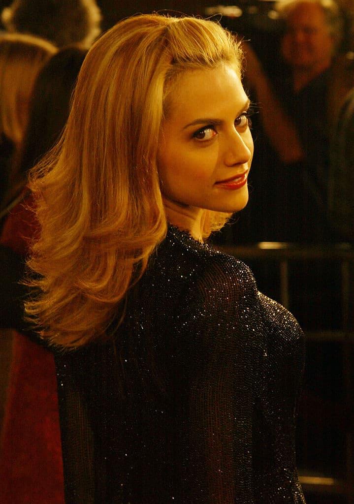 El documental, aún sin título, desacreditará las teorías de conspiración que rodea su muerte.