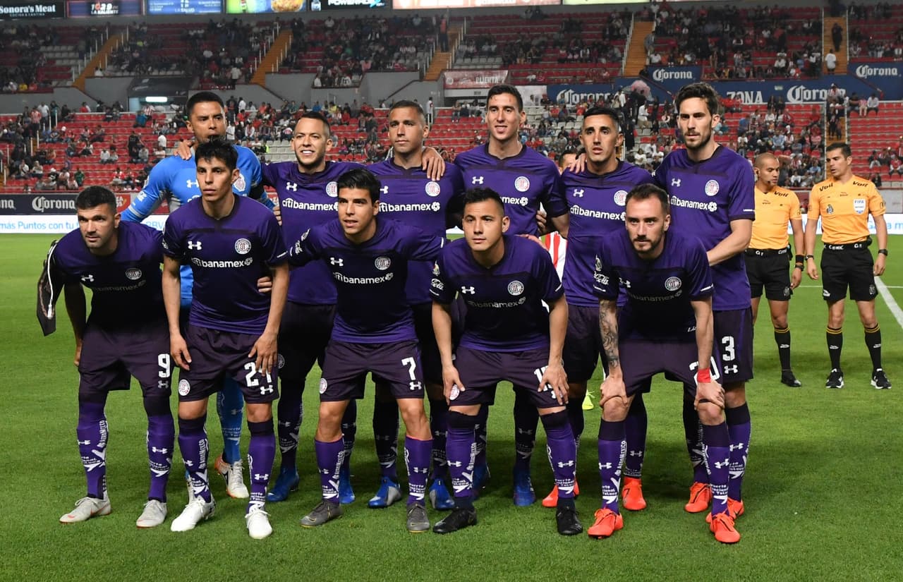 El entrenador argentino, envió este once inicial para el cotejo ante los Rayos.