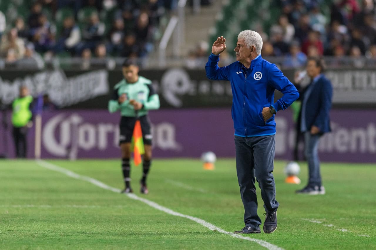 Mazatlán sorprende y golea a Cruz Azul en la Jornada 10