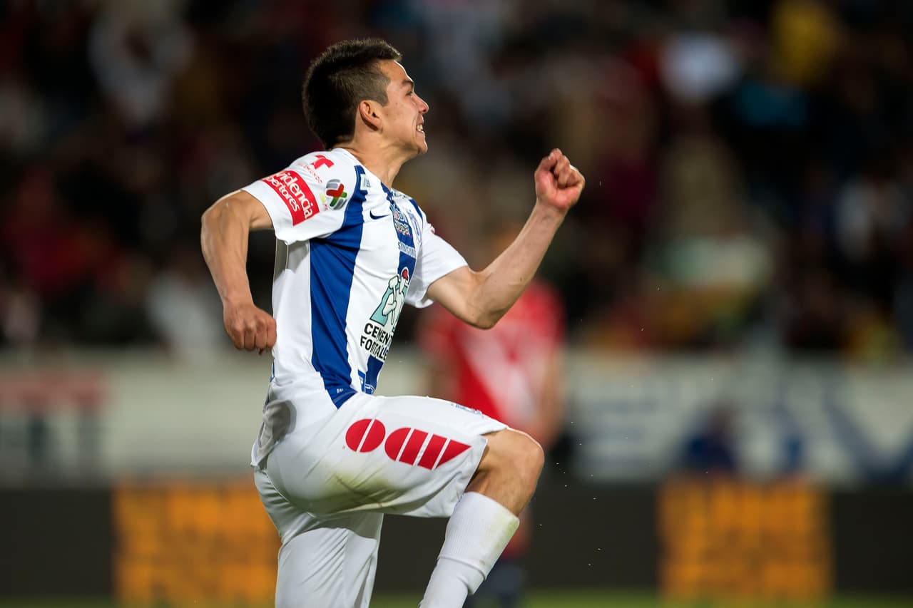 Hirving Lozano, Pachuca.- El "Chucky" Lozano ha tenido una destacada actuación este torneo con los Tuzos, logrando un par de anotaciones y cargando con el equipo en situaciones difíciles, logrando sumar hasta el momento 97 puntos, mientras que su valor es de $7.7 millones.