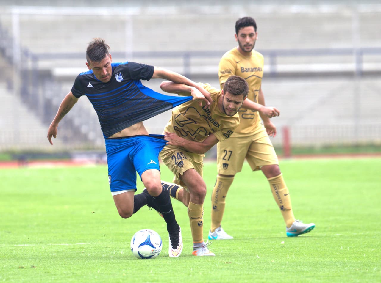 Pumas vs Queretaro