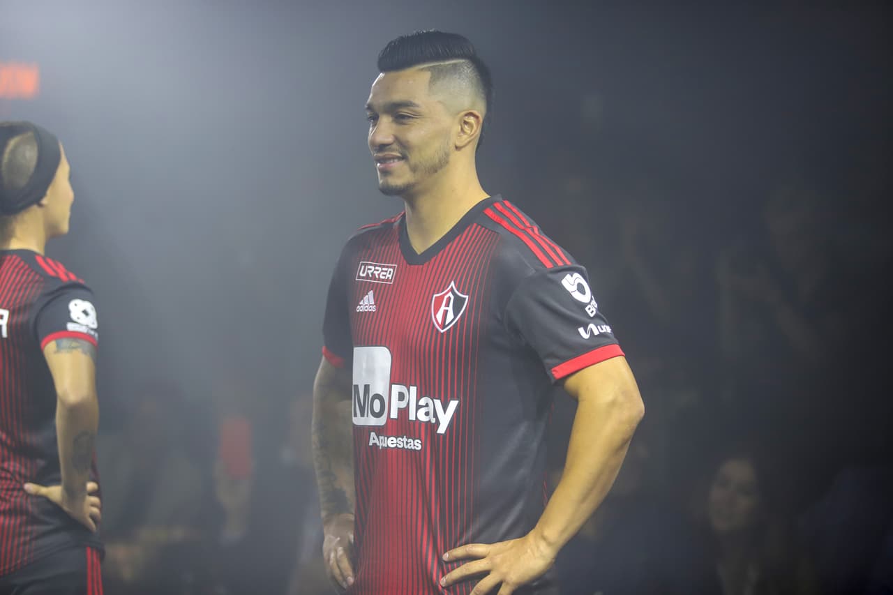 En la noche del jueves, Atlas hizo la presentación de sus nuevas armaduras para la temporada 2019/20 de la Liga MX. A pesar de las críticas por la playera titular y su nuevo diseño, en el equipo esperan que a la afición le guste cada vez más con la llegada de los buenos resultados deportivos.