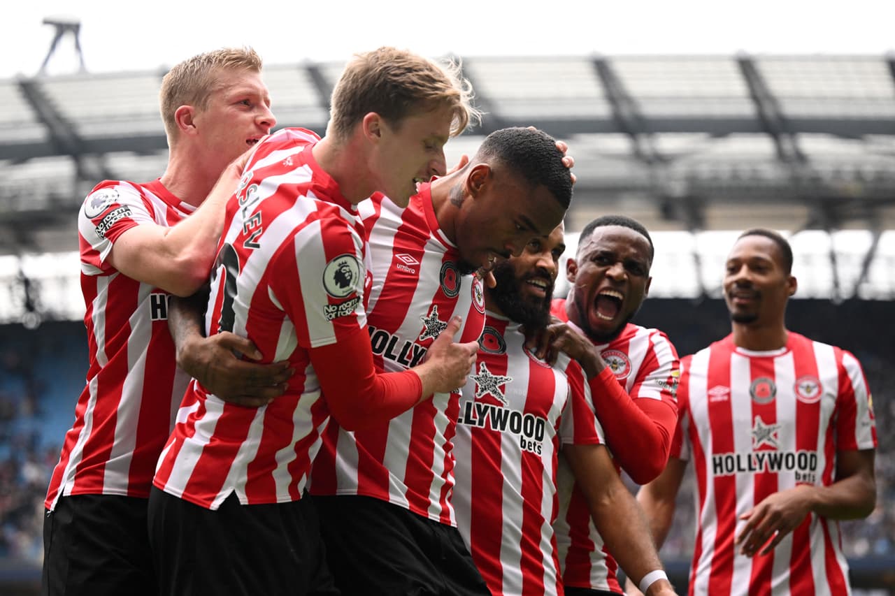 Brentford sorprendió al Manchester City y le arrancó los tres puntos en el Etihad.