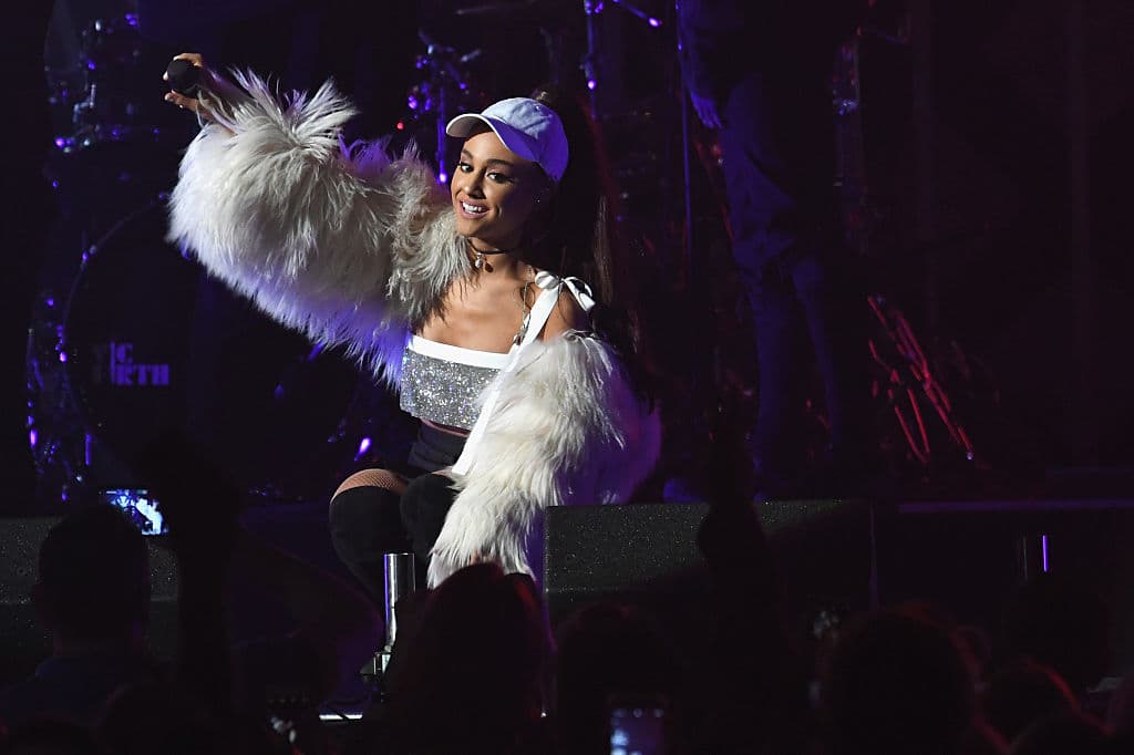 La cantante puso como leyenda en la publicación "para siempre y algo más".