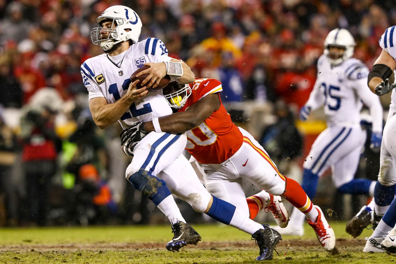 Su último partido como profesional fue ante los Kansas City Chiefs en el juego de la Ronda Divisional, duelo donde los Colts perdieron 31-13.