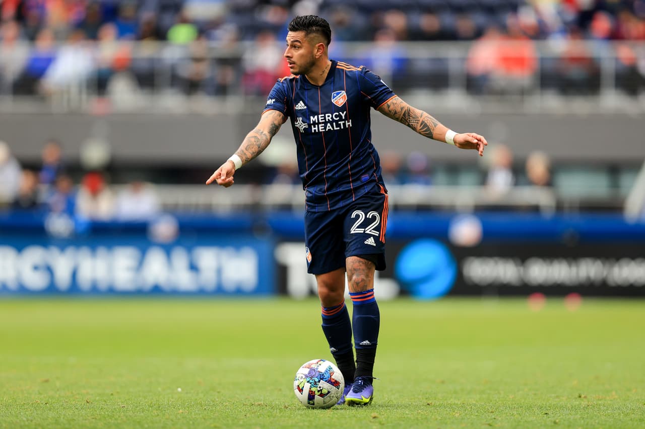 Con buen juego y asistencias, el tico Ronald Matarrita se hizo notar también frente al club de Florida.
<br>