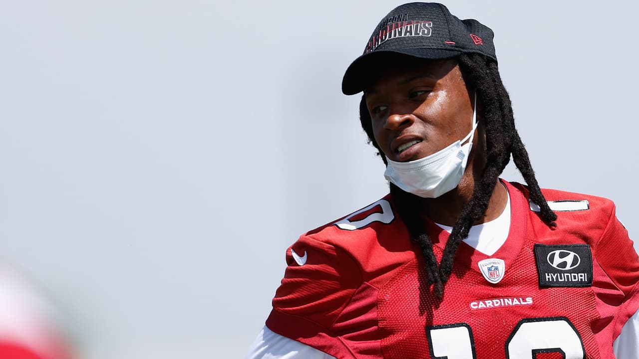 DeAndre Hopkins borra polémico tuit sobre vacunas en la NFL