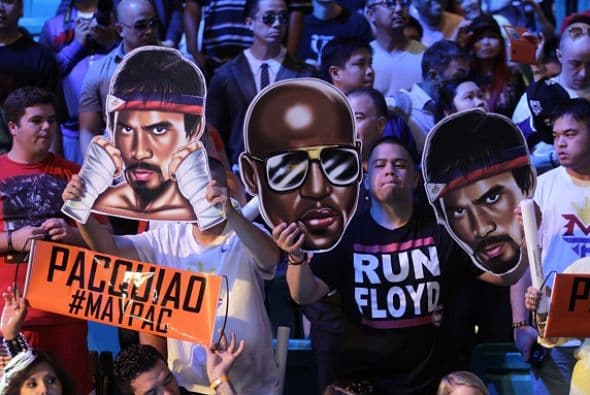 Manny Pacquiao ha hecho 20 de sus peleas en pay per view que han comprado 15,030,000 de personas. La más vendida, contra Shane Mosley, fue vista por 1,340,000 personas con una ganacia de $70,000,000.