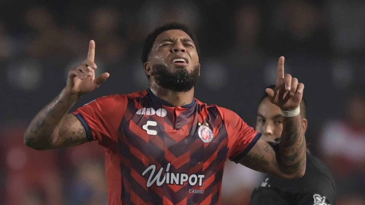 Kazim Richards llega a Pachuca; Jara con propuestas para salir