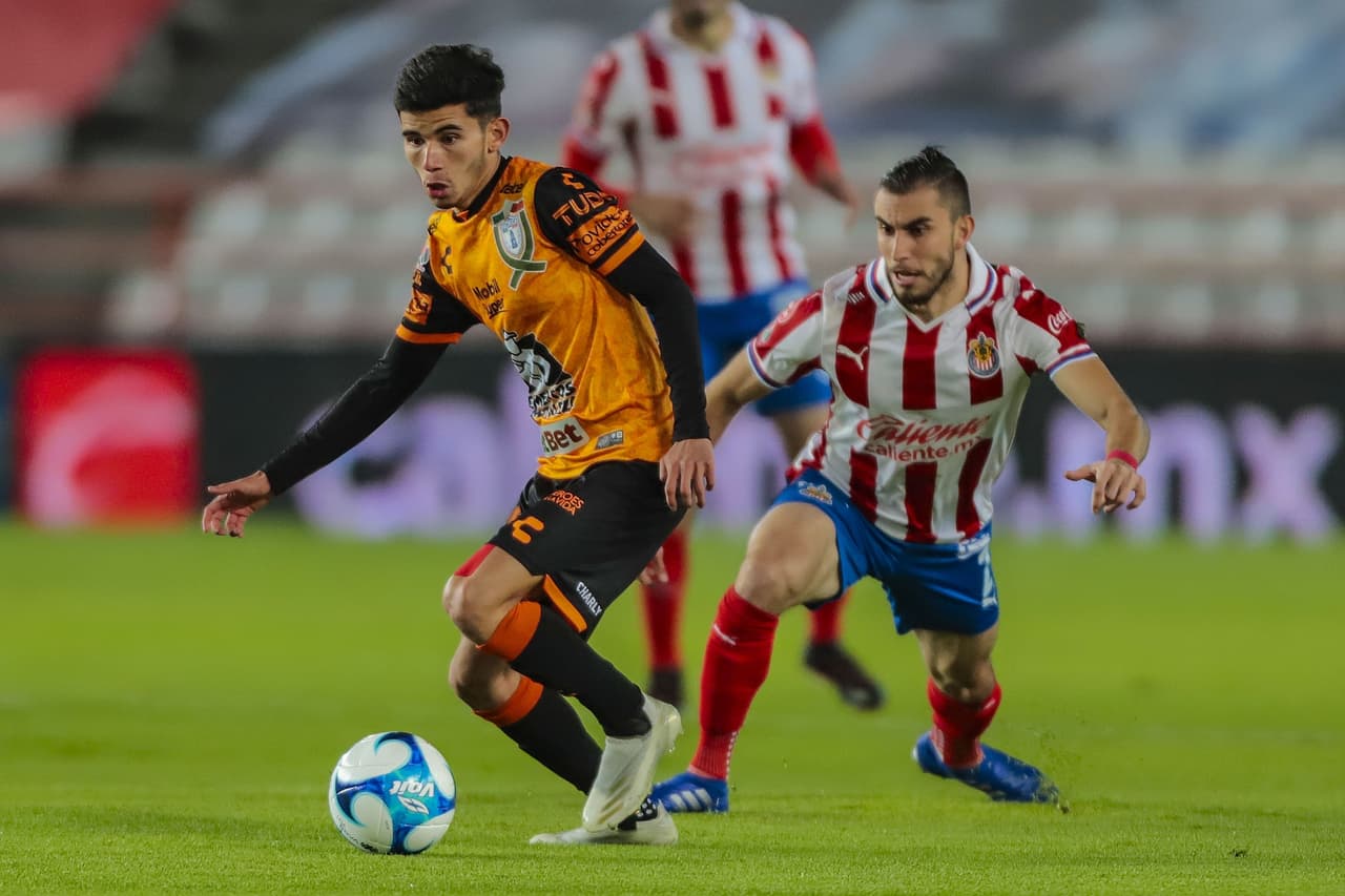 Vucetich ironizó sobre autogoles de Chivas: "Esos goles también los metió el equipo"