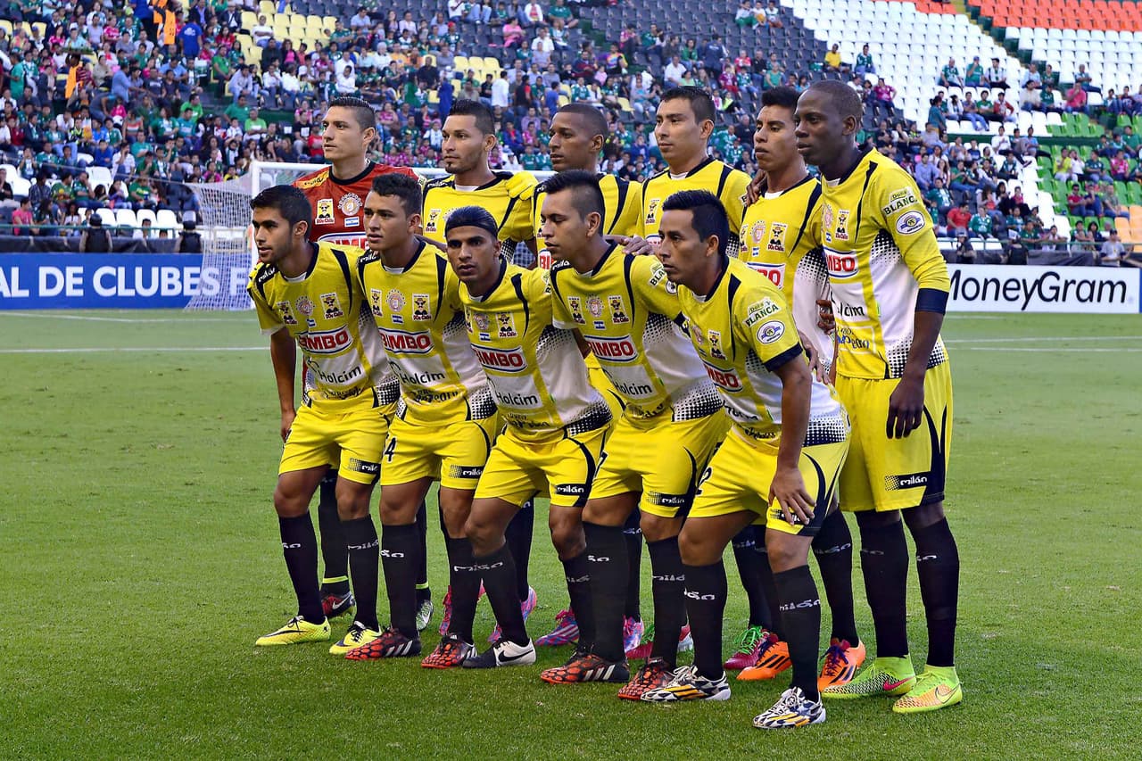 El Salvador es representado por dos equipos, Isidro Metapán y el debutante Santa Tecla, ambos equipo tendrán una complicada fase de grupos pero su espíritu lo dejarán en el campo para intentar dar la sorpresa en el torneo. (En la foto Isidro Metapán)