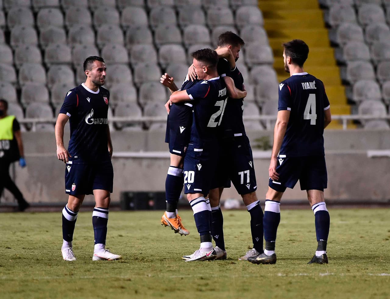 Estrella Roja obtuvo su lugar venciendo 1-2 al Ararat-Armenia.