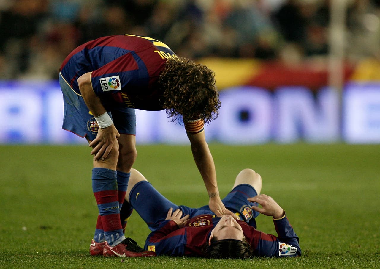 Para la temporada 2007/08 no pudo jugar en 15 compromisos producto de una rotura en la parte alta del bíceps femoral de la pierna izquierda. Primero en Liga ante el Valencia.