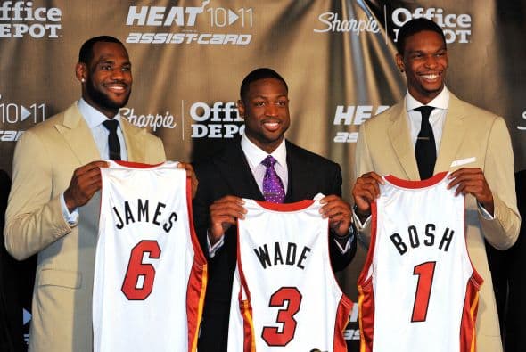 Finalmente, y tras un espectáculo televisivo en el que anunció cuál sería su equipo, decidió ir a los Miami Heat con sus amigos Chris Bosh y Dwyane Wade, formando el llamado “Big Three”, donde portó el #6 ante la imposibilidad de continuar con su dorsal 23, retirado por los Heat en homenaje a Jordan (pese a que nunca jugó en este equipo). Su primera temporada como Heat llegó a las finales cayendo con los Dallas Mavericks, con un LeBron James muy poco acertado en ataque.