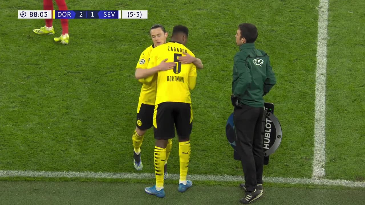 ¡TIRO ATAJADO! disparo por Mahmoud Dahoud.