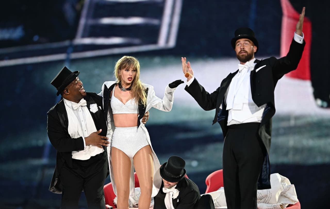Taylor Swift pone a 'chambear' a Travis Kelce