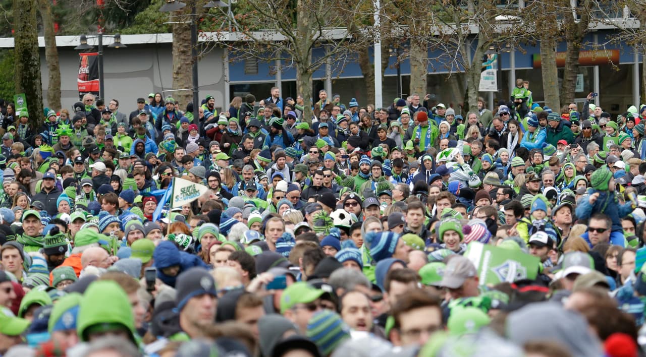La hinchada de Seattle Sounders, rival de Chivas en Liga de Campeones de Concacaf, será un elemento a tener en cuenta por su numeroso acompañamiento, su intensidad, colorido y creatividad.