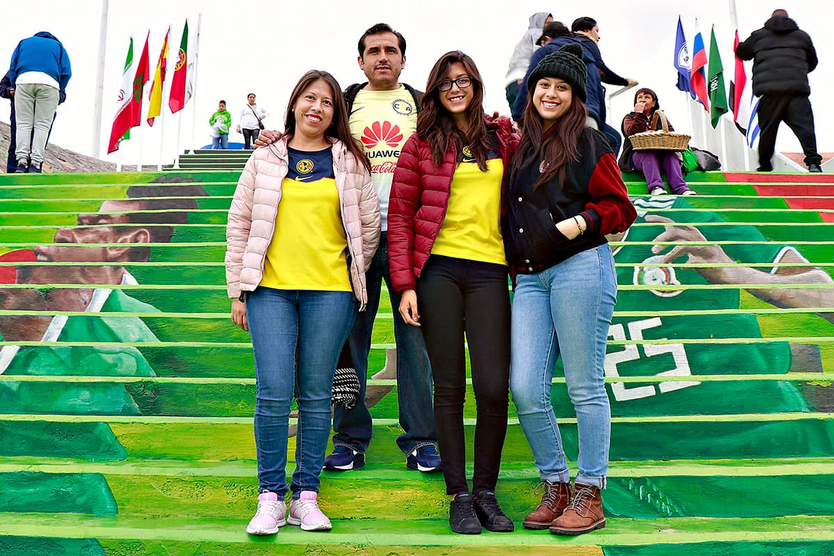 Fanáticos del América en las afueras del Estadio Hidalgo, previo al encuentro contra Pachuca por la jornada 3.